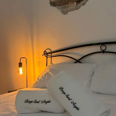 Couette-café Borgo Sant' Angelo Exclusive House