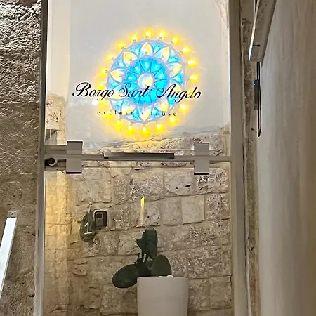 לינה וארוחת בוקר Borgo Sant' Angelo Exclusive House