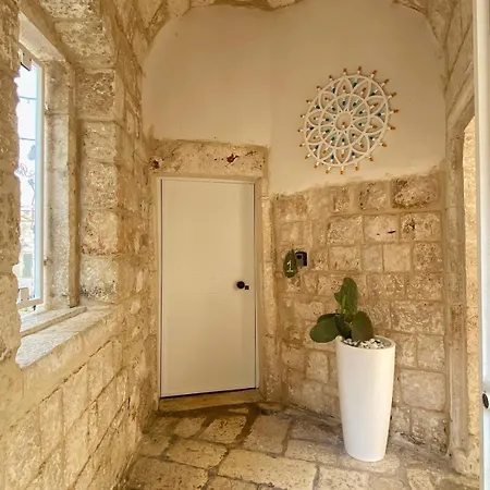 Borgo Sant' Angelo Exclusive House קונברסאנו